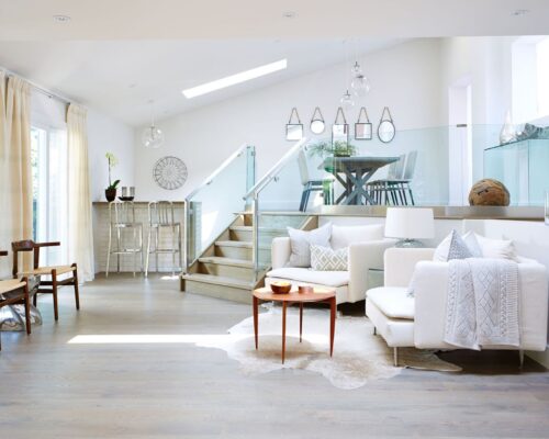 Sarah Richardson - Big Ideas for a Big Room Sarah Richardson - Big Ideas for a Big Room (Glass Railing)
Dec - 2013