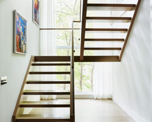 Sarah Richardson Design - City Modern Sarah Richardson Design - City Modern - Glass Railing - June 2017