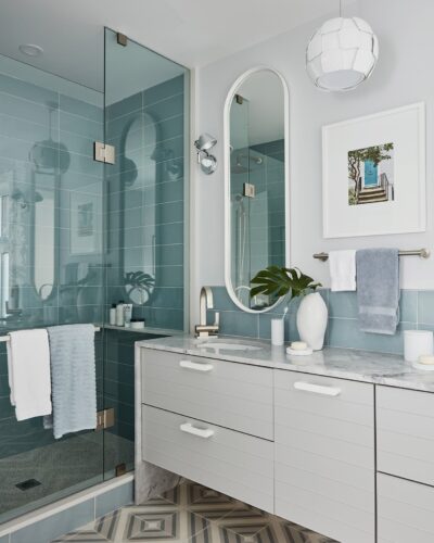 Sarah Richardson Design - Sarah Off the Grid Season 2 - Master Bathroom Shower Enclosure
