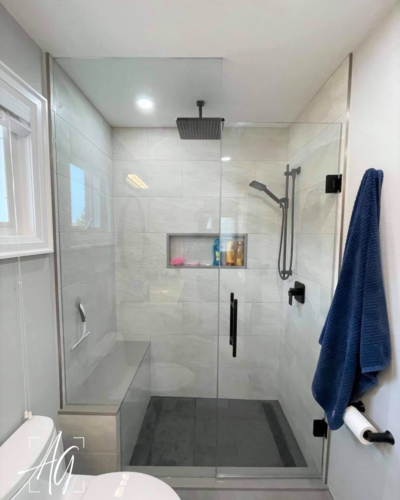 Fixed Panel with Door